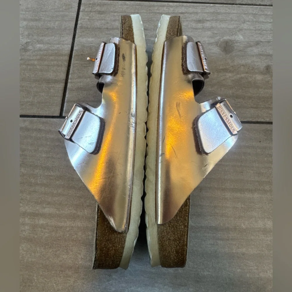 Birkenstock Arizona Soft Footbed Sandal Unisex Metallic Copper Sz EU41 US 10 - Picture 3 of 8